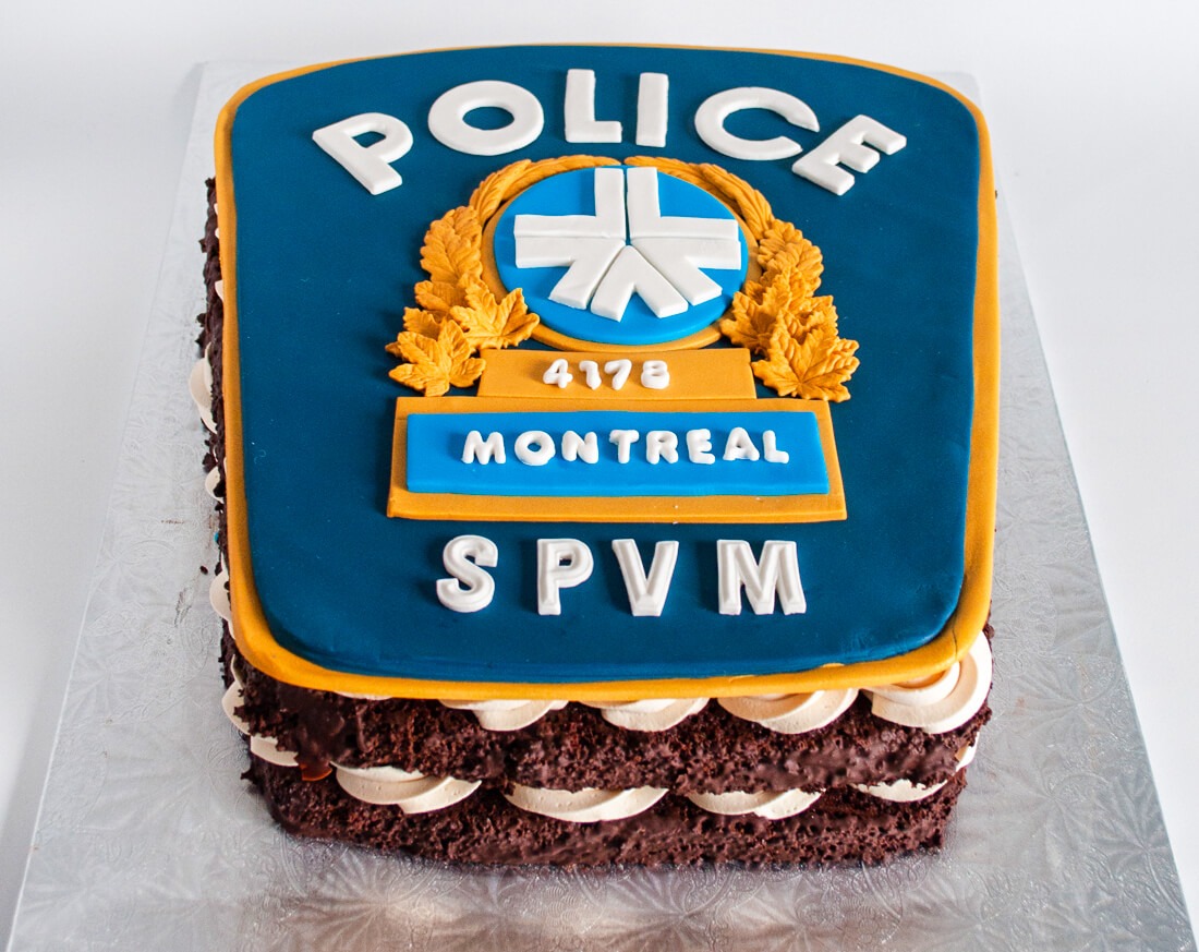 Gâteau police SPVM – Gâteau personnalisé à Montréal – Pâtisserie Luxure Gourmande