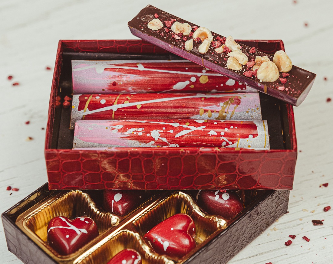 Sorties spéciales St-Valentin : lancer de haches, dégustation de moules et  anus en chocolat