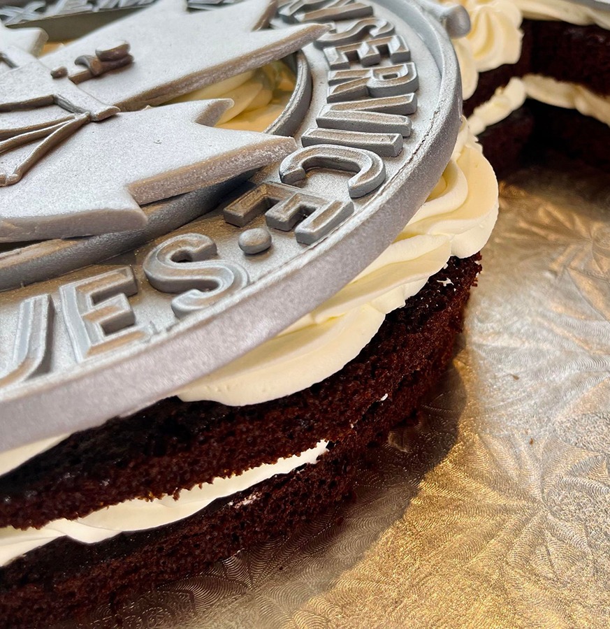 Gâteau de police médaille - Gâteau personnalisé à Montréal - Luxure Gourmande 