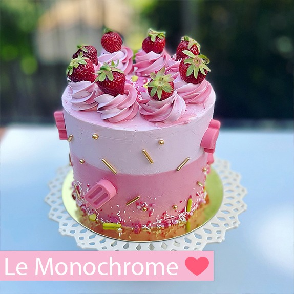 Gâteau d'anniversaire personnalisé à Montréal - Le Monochrome - Pâtisserie Luxure Gourmande à LaSalle (Montréal)